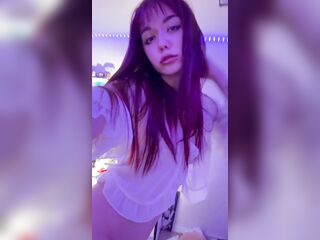 Goth sister spreads her taut ass in close shot for you to sniff