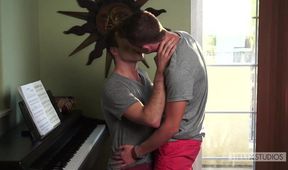 Tuning The Pianist