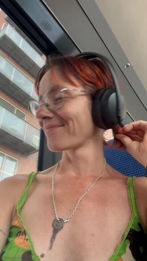 Sweaty bus ride! 🥵