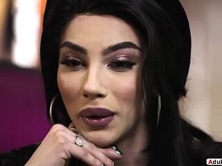 Transsexual psychic Ariel Demure fucks lady