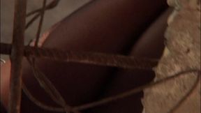 street and nylon pisser jasmine rouge