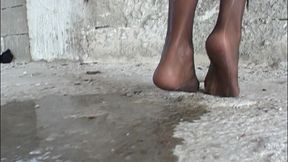 street and nylon pisser jasmine rouge