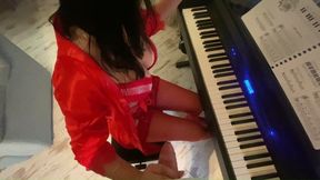 MilfyCalla-You can fuck me, but no pulling out allowed