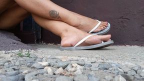 Pronounced arches, soles, flip flops, foot fingers (3)