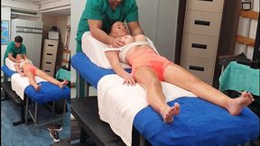 el masajista se folla a esta teen virgen de 19 anos