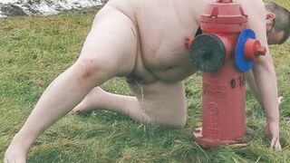 Chub Sub Urinates like a Mutt in Public!