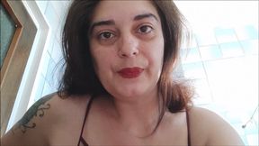 Mistress Roberta - Boobs teasing and armpits pov