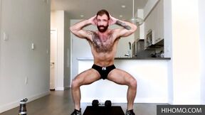 Gay star Jake Nicola exercises for our pleasure