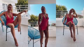 petite exhib sur le balcon avant d aller passer la journee a la piscine en ...