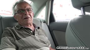 Teen screwed by older guy who picked her up with his car