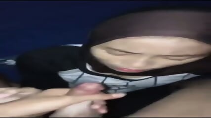 di paksa nyepong full di  https://s.id/bocilsempit