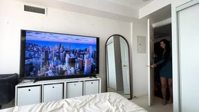 Asian Girl from Tinder Fucks on First Date!