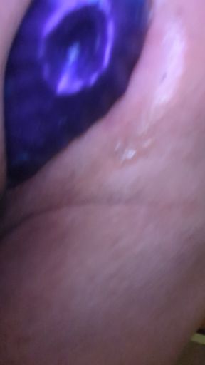 Playing with my large alien buttplug makes a sissys hole feel so good