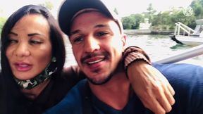 passeio de barco termina em pau na buceta