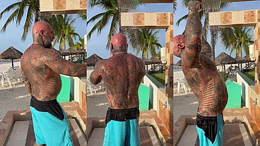 Update #27 (July 9, 2022) Showering on the beach. Unfortunately, I don’t know of any nude beaches here ?