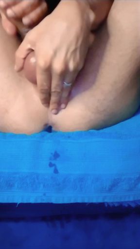 A Married Man Had Never Felt so Aroused While Stimulating and Fingering His Anus for the First Time.