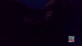 Video Amateur: Mexicana joven de vacaciones me mama la verga debajo del agua y me masturbo hasta correrme