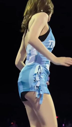 Japanese beauty shows off her phat ass and thighs