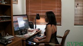 Stepmom Shocked To Find Out She Has Been Dating Stepdaughter Online ( PART 1 )