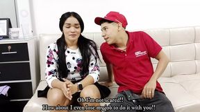 reach an economic agreement with the service employee and the very horny one lets me fuck her rich pussy-Porn in Spanish