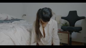 I Just Came Home From College so I&#039;m Still in My Student Uniform