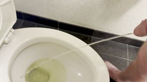 White Guy Wants to Pee on You