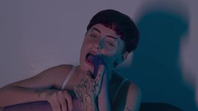 Non-binary Horny Feet and Shoes Sucks and Gets All Wet