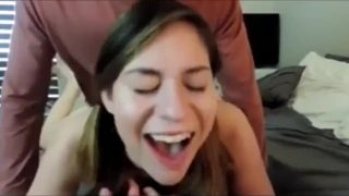 女学生扮演者现在需要被狠狠地操