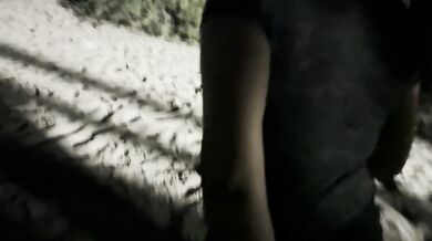 A stranger gives me a blowjob in public