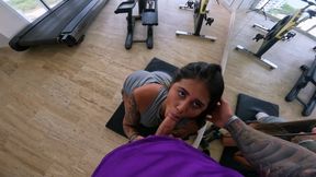 Venezuelan Yorgelis Carrillo gets her bubble butt fucked in Cartagena