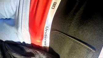 Amateur bear solo cumshot in red underwear and yoga pants