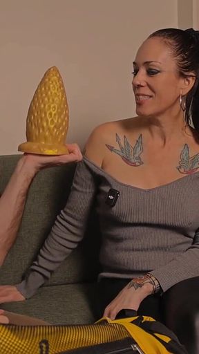 Adeline Lafouine - I Open Her Ass with Toys Then Both Hands: Extreme Gaping Stretching