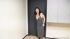 Naughty MILF gets happy end on the massage table