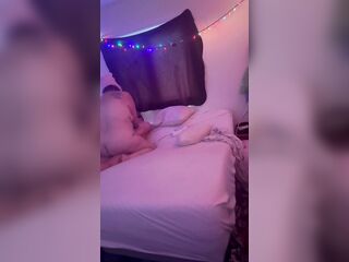 A Back Massage Turns Into Loud Multiple Orgasms