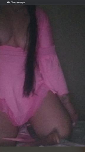 Unexpected Discord video call with a teasing woman - you won't believe what happens