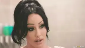 Horny Wife Wants To Fuck Jennifer White Brazzers