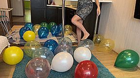 Very quick barefoot stomper Full HD