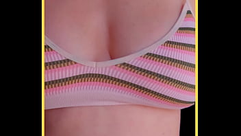 Wifey amazes in printed sports bra