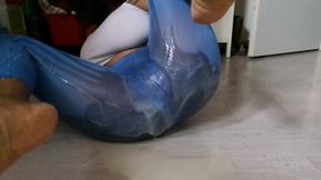 Alert: I Break My Clitoris While Fingering Myself. I Squirt 10 Times.