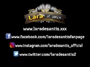 Lara De Santis spompina il fotografo durante un set fotografico per Pasqua