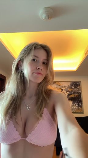Hotty teen flaunts her big tits on OnlyFans
