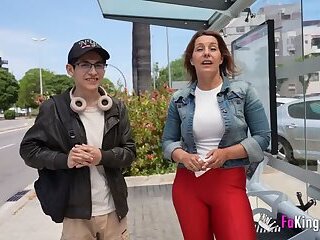 Milena Sanz - MILF Desvirga A Nene De 18 Aitos. Milena Sanz (44) Echa Su Primer Polvo A Pablito