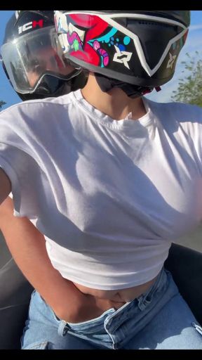 I Picked up a Didi Client Without a Bra and He Made Me Run in My Panties