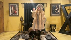 Sadistic Smoking Fur Huntress (MOV HD)