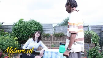 Mature brunette with a big round ass enjoys outdoor interracial sex