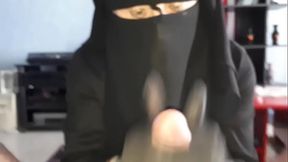 musulmane voil&eacute_e branle une bite