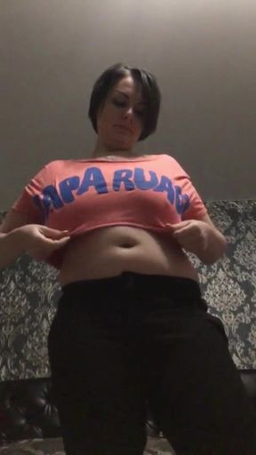 Titties want to go out from t-shirt! Freedom to titties!
