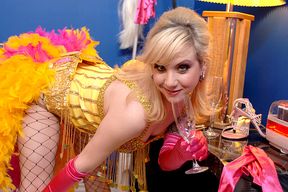 Mixed Reality Porn: Bring Pinky Lee's Fantasies to Life