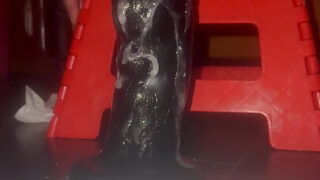 Raju amatööri nyrkkinainti sessio jättää kotitekoiset miehet ammottamaan villin masturboinnin jälkeen