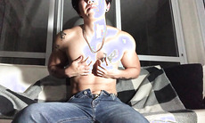 asian boy massgaing muscles and jerking off xhvvzn